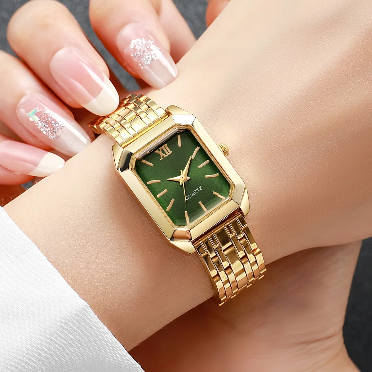 Surprise Blind Box Women Watch - Luxury Watch Strap 评论和价格