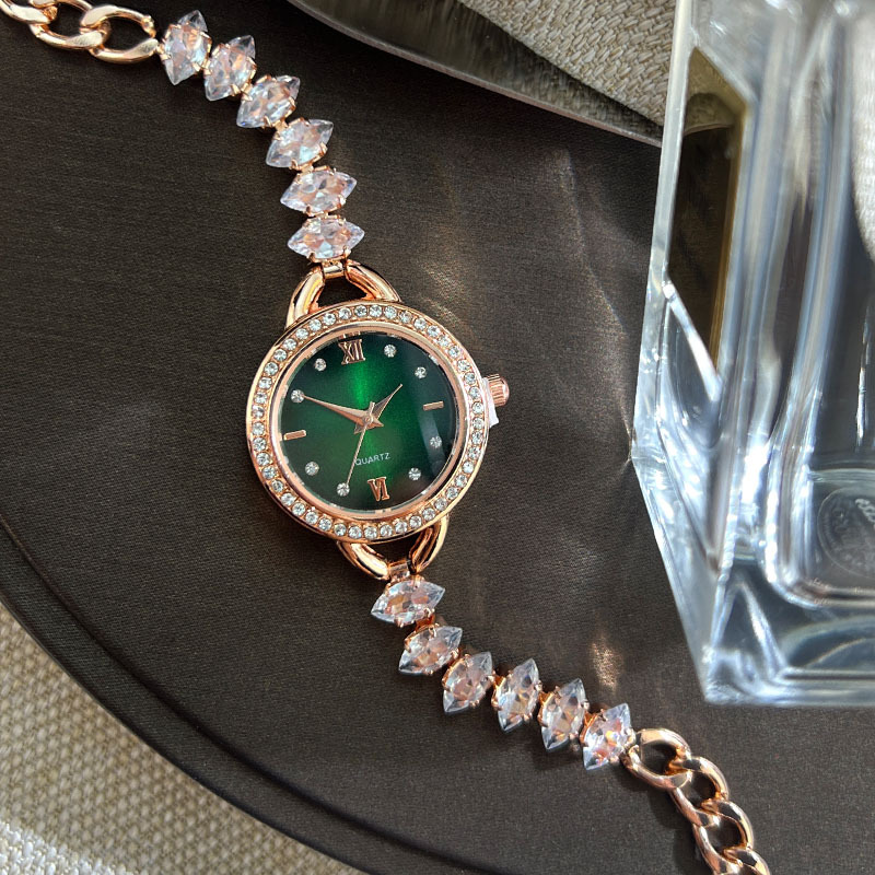 UTHAI CQ383 Fashionable Women  - Luxury Watch Lady 评论和价格